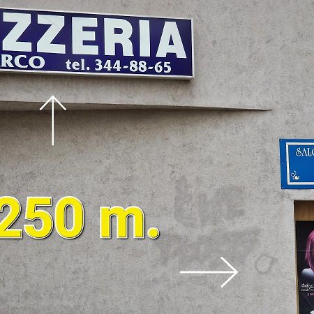 R Mieszkanie Cale Albo Pokoj Bllisko Wszystko Daire Gdansk Dış mekan fotoğraf
