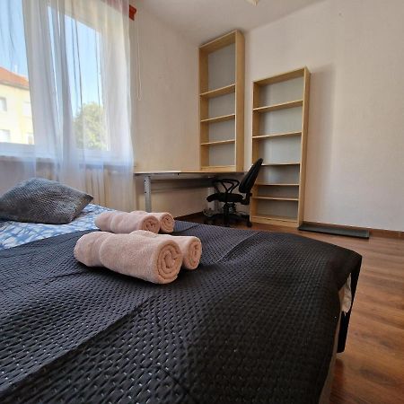 R Mieszkanie Cale Albo Pokoj Bllisko Wszystko Daire Gdansk Dış mekan fotoğraf