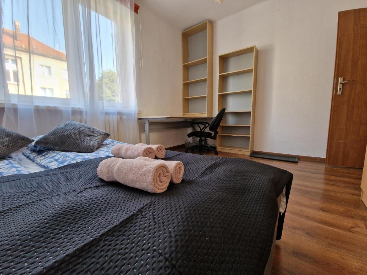 R Mieszkanie Cale Albo Pokoj Bllisko Wszystko Daire Gdansk Dış mekan fotoğraf