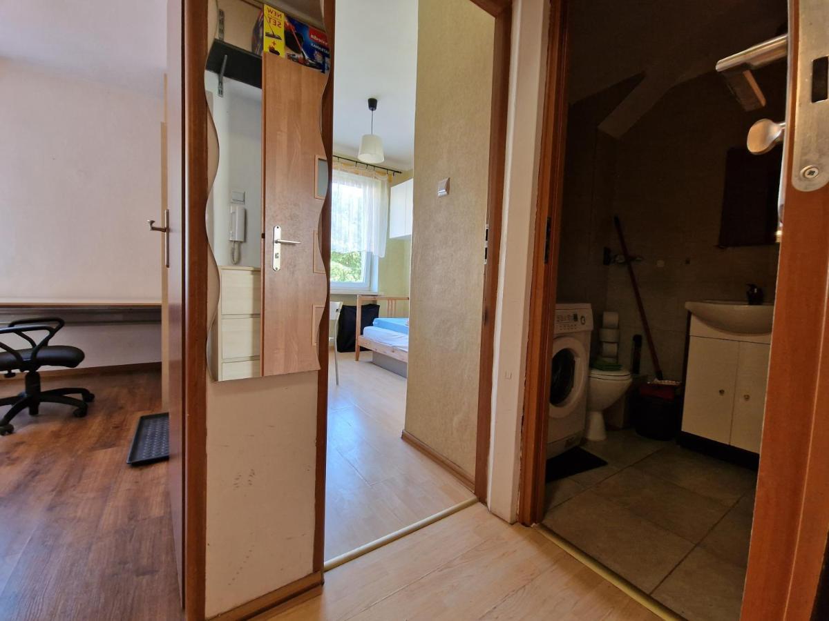 R Mieszkanie Cale Albo Pokoj Bllisko Wszystko Daire Gdansk Dış mekan fotoğraf